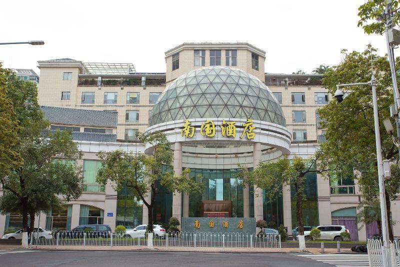 Guangzhou Nan Guo Hotel Exteriör bild