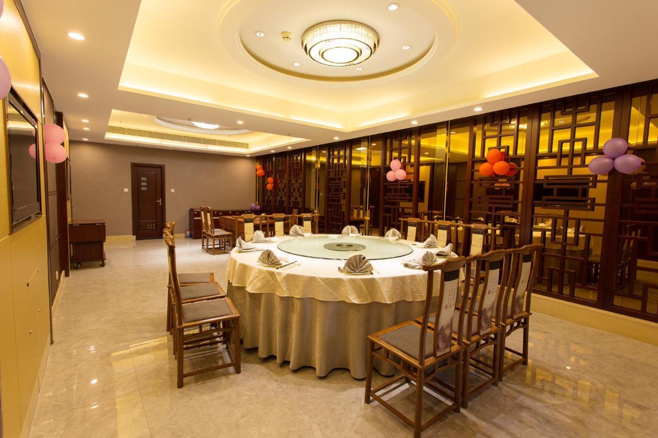 Guangzhou Nan Guo Hotel Exteriör bild