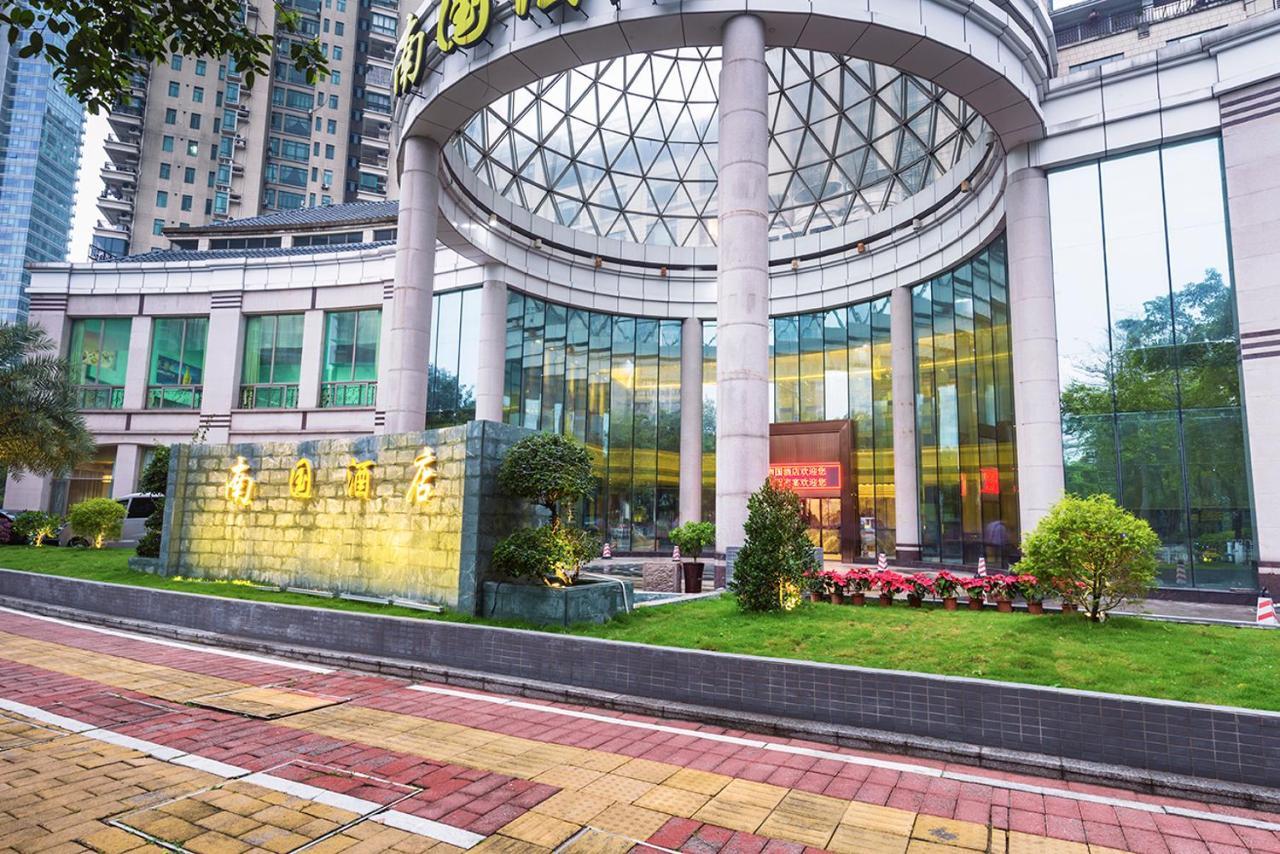Guangzhou Nan Guo Hotel Exteriör bild