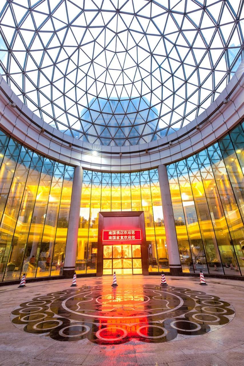 Guangzhou Nan Guo Hotel Exteriör bild