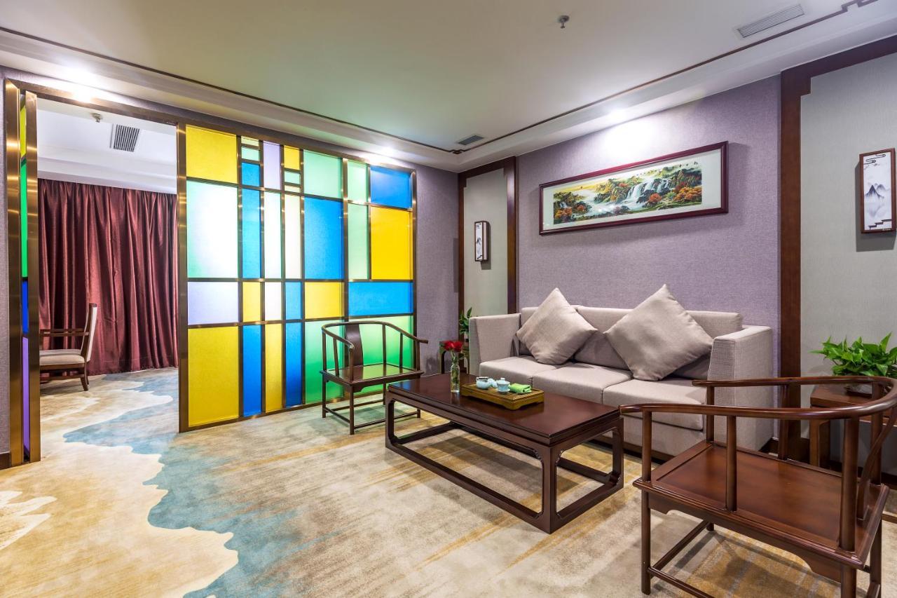 Guangzhou Nan Guo Hotel Exteriör bild
